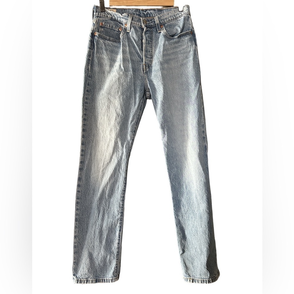 Levi’s 501 Classic Blue Denim Jeans Size 28